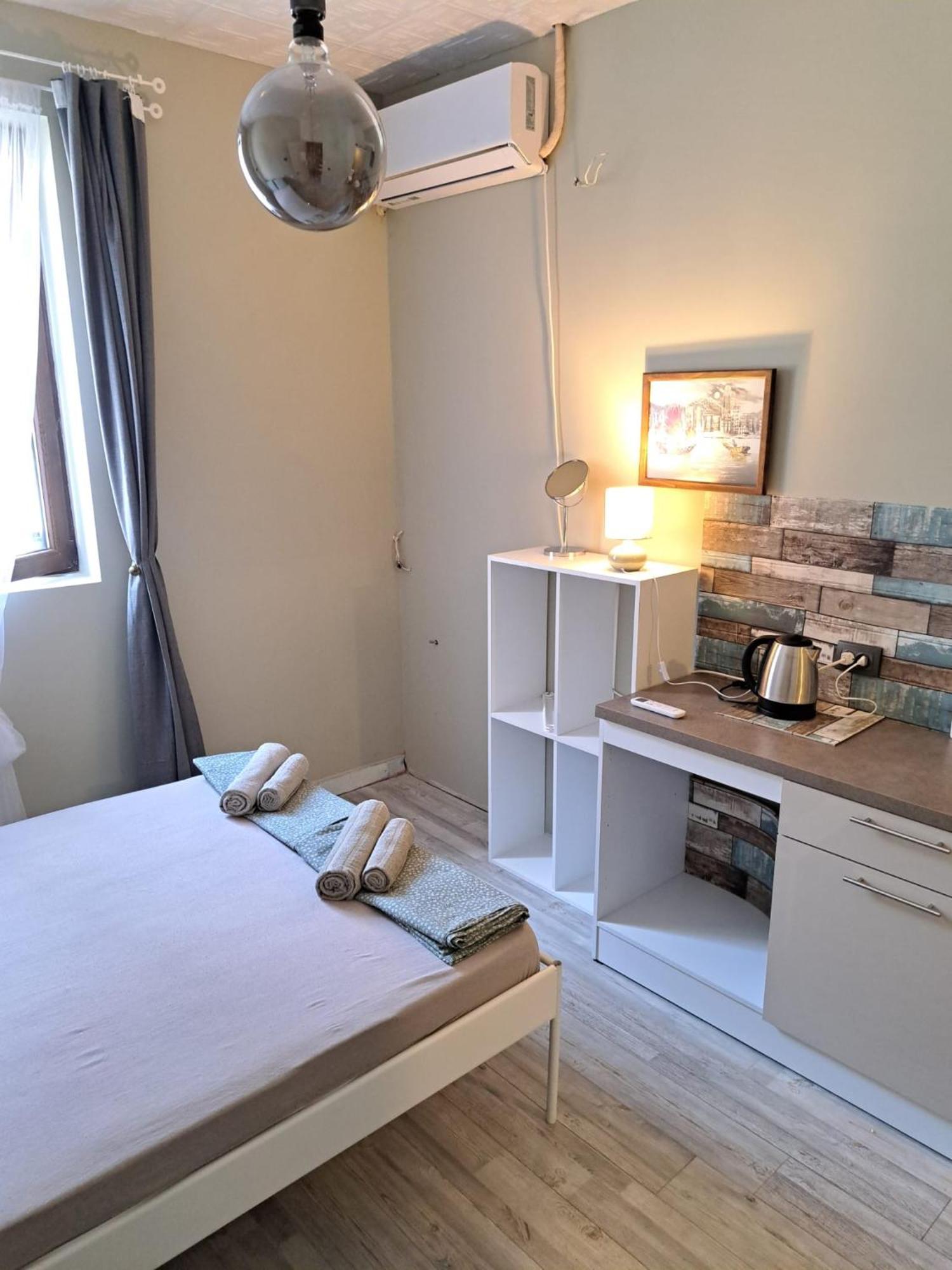 Downtown - Han Teo Suites - Center Plovdiv - Kapana Art District Esterno foto